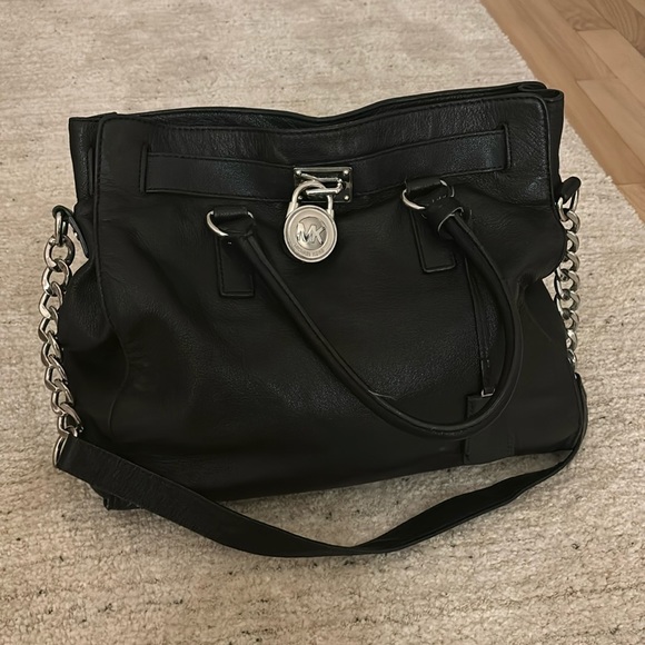 Michael Kors bag - Picture 1 of 7